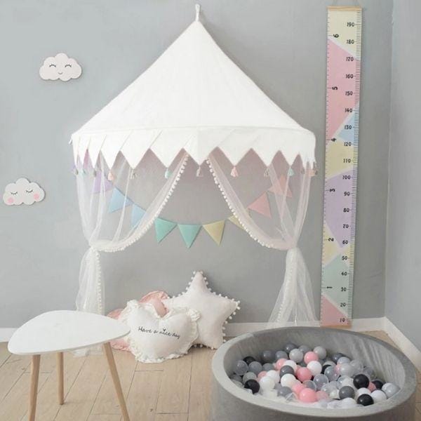 Ciel-de-lit-bebe-pour-fille