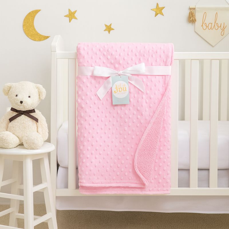 Couverture-bebe-rose-cadeau