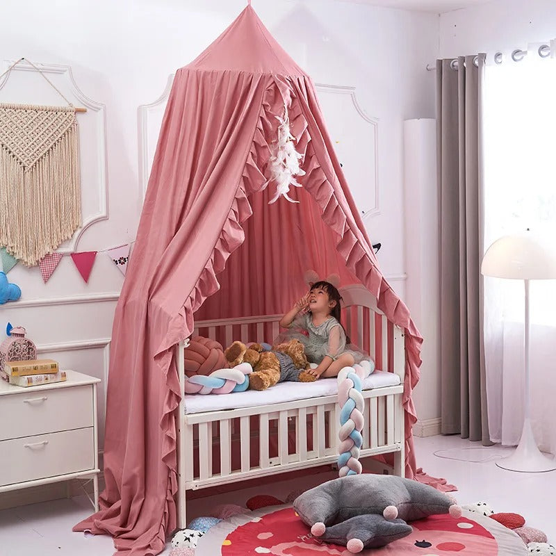 ciel-de-lit-chambre-bebe