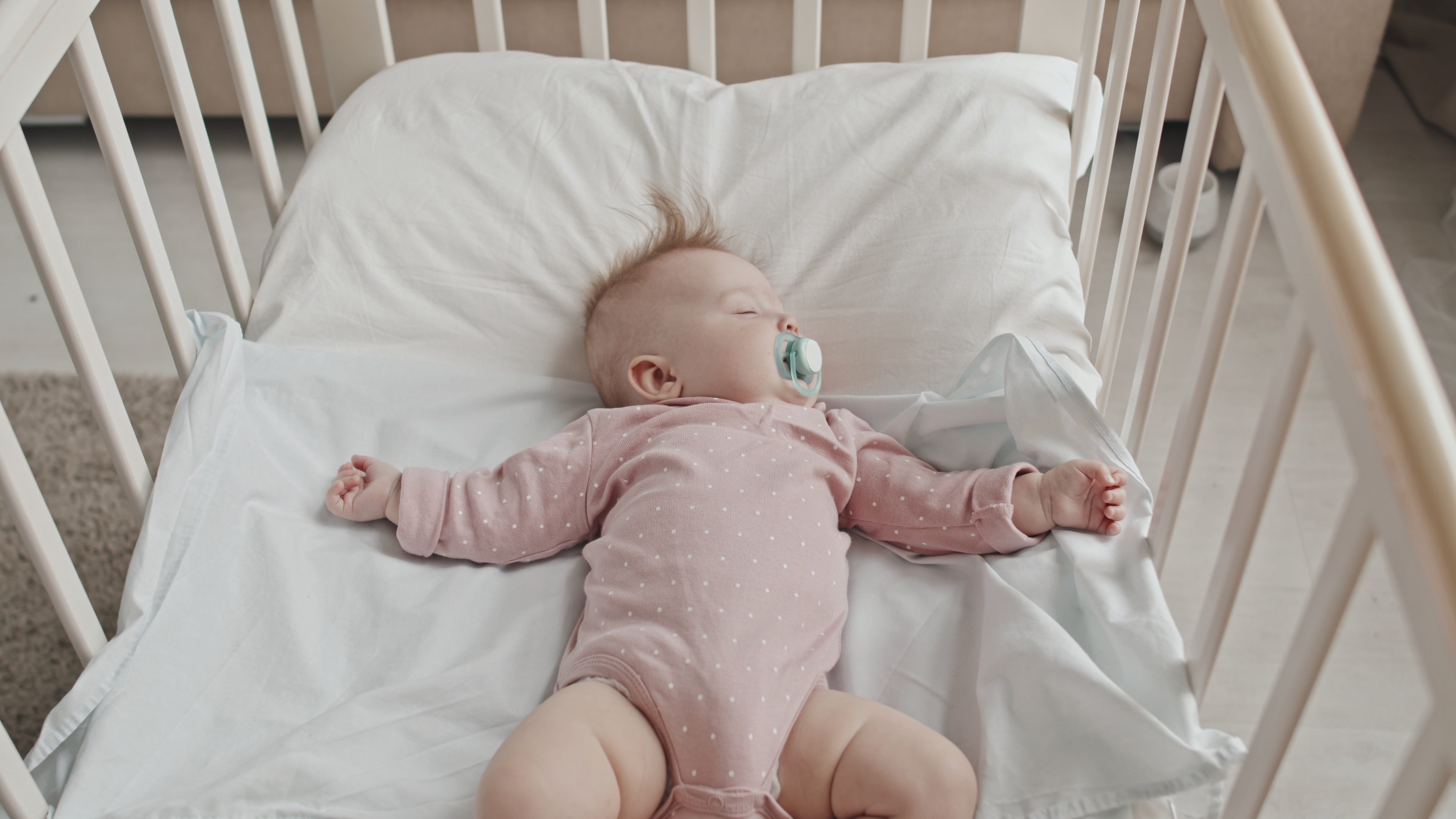 Tableau du sommeil de bébé selon son âge de 0 à 3 ans