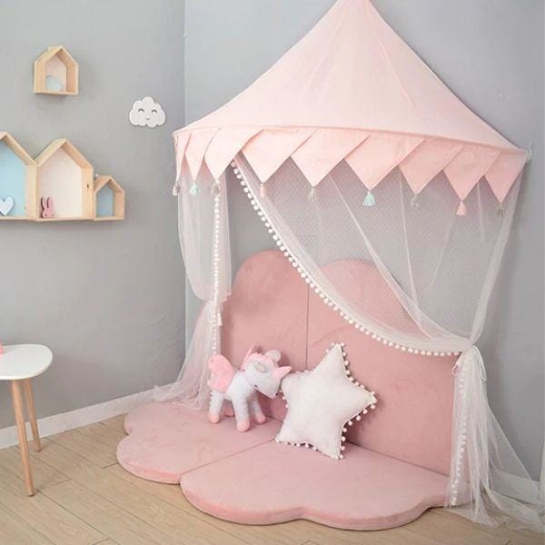 Ciel-de-lit-bebe-fille