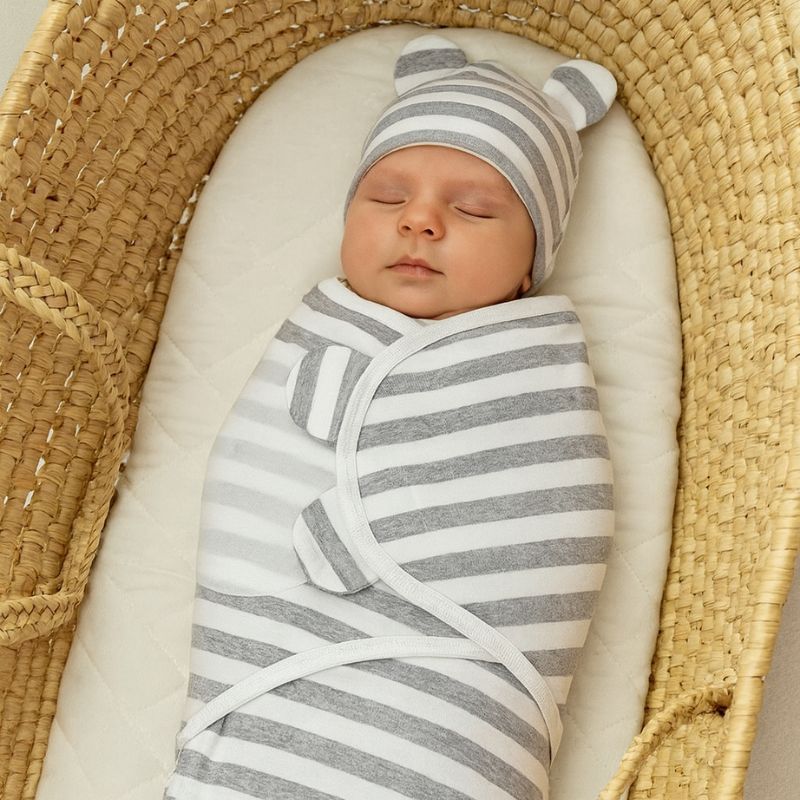 Couverture-d_emmaillotage-grise-rayures_1