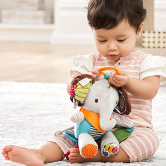 Hochet-peluche-developpement