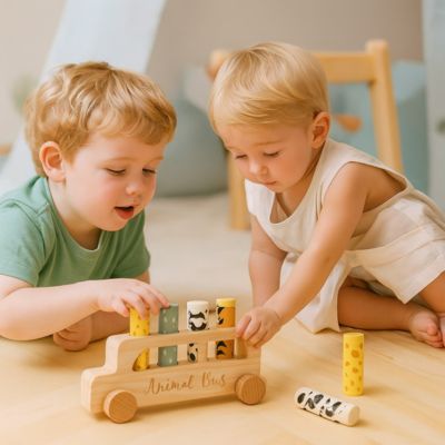 Jouet_en_bois_Bus_motricite