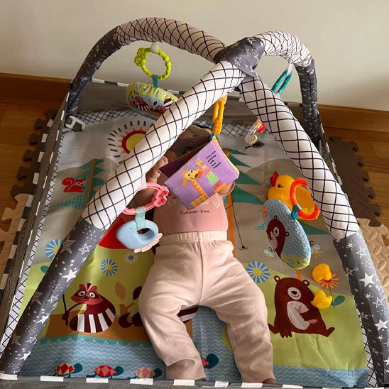 Tapis_de_jeu_gris_bebe_ball