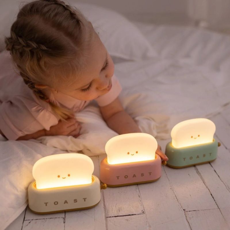 Veilleuse-bebe-grille-pain-nuit