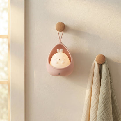 Veilleuse-bebe-lumiere-rouge-lapin