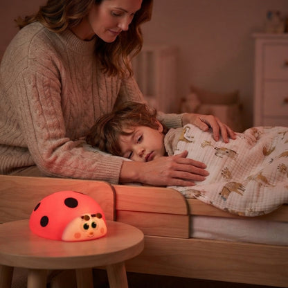 Veilleuse-lumiere-rouge-bebe-coccinelle