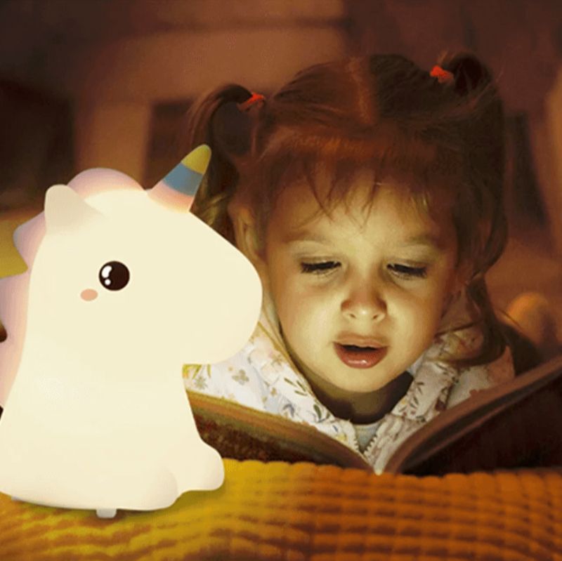 Veilleuse_licorne_lecture