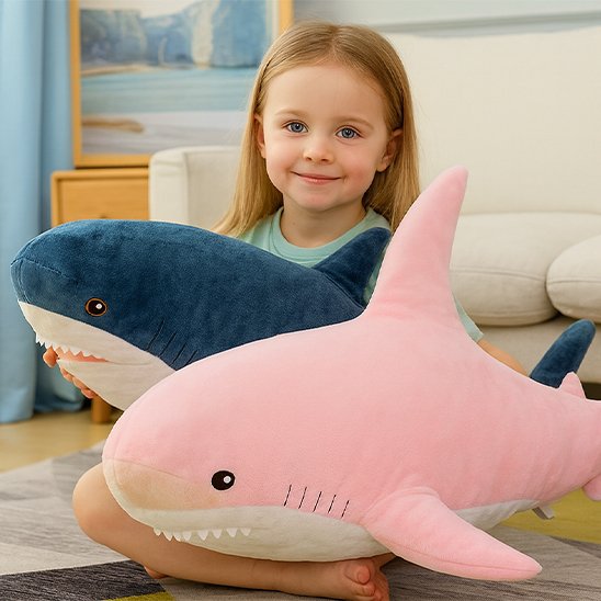 Peluche requin bleu
