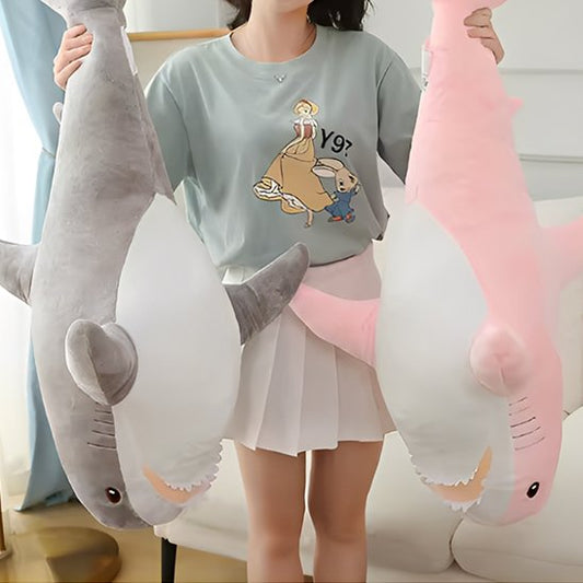 Peluche requin gris